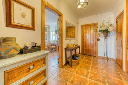 64e4f7f881f5157c5bdf19dd562a0429 - 2