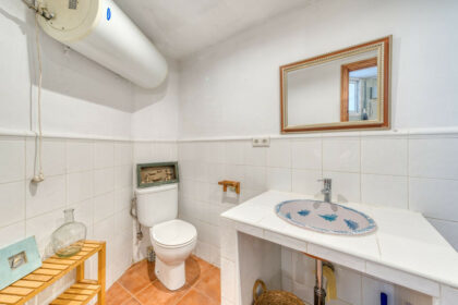 64e4f7f881f5157c5bdf19dd562a0429 - 37