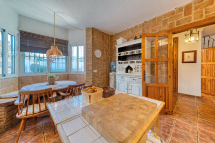 64e4f7f881f5157c5bdf19dd562a0429 - 5