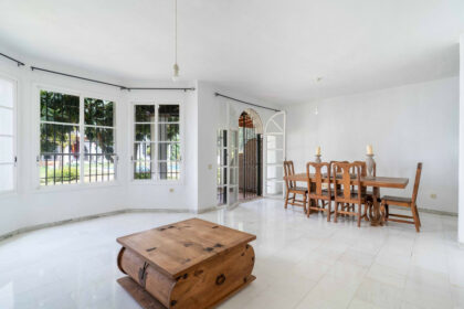 6500d7e5bf5463d9ca0bf589202b15ed - 9