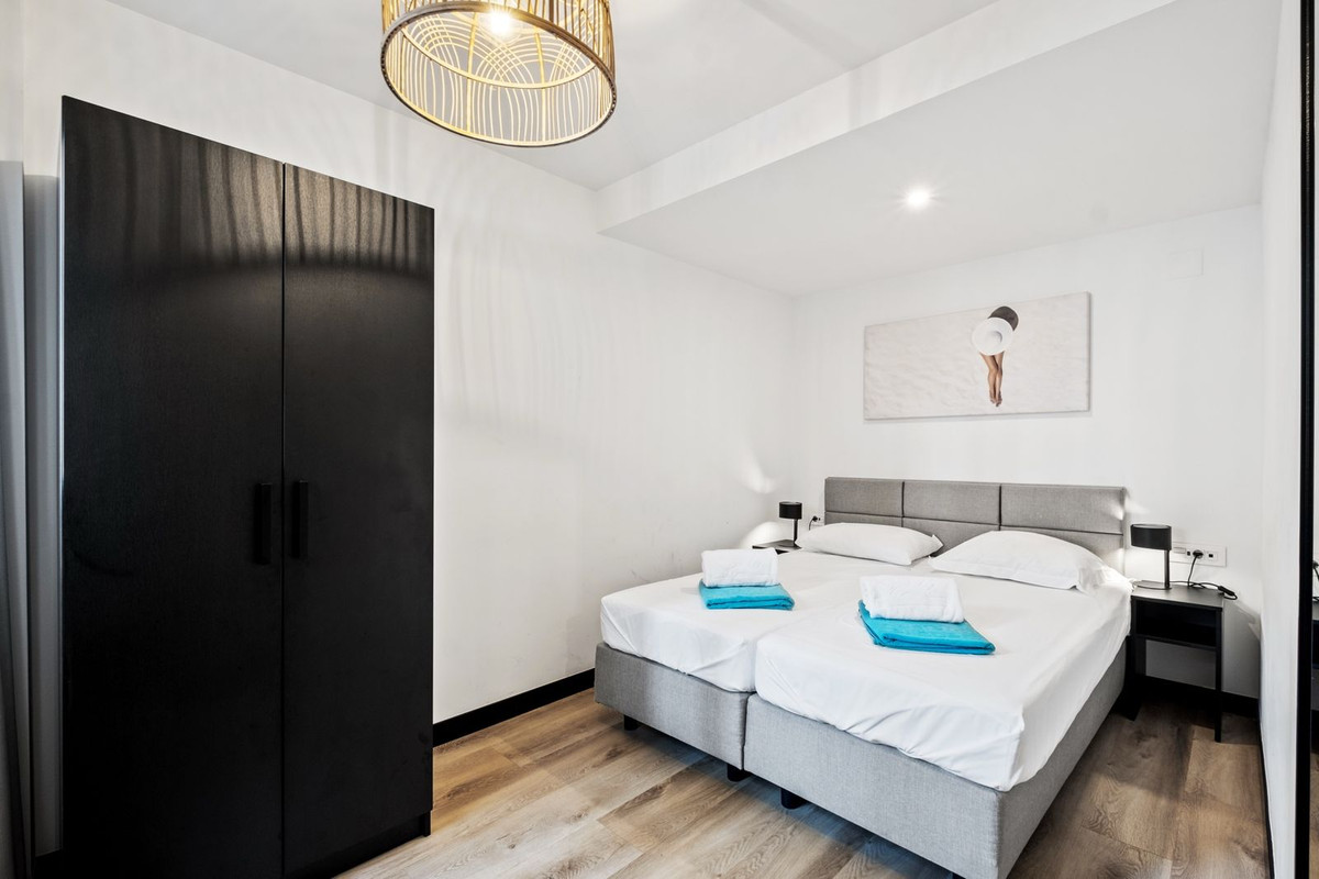 6501c44ea3e3013c859a713af7bbe21e - 8