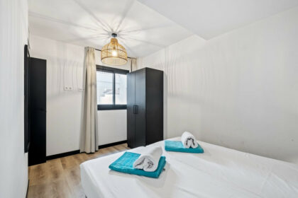 6501c44ea3e3013c859a713af7bbe21e - 9