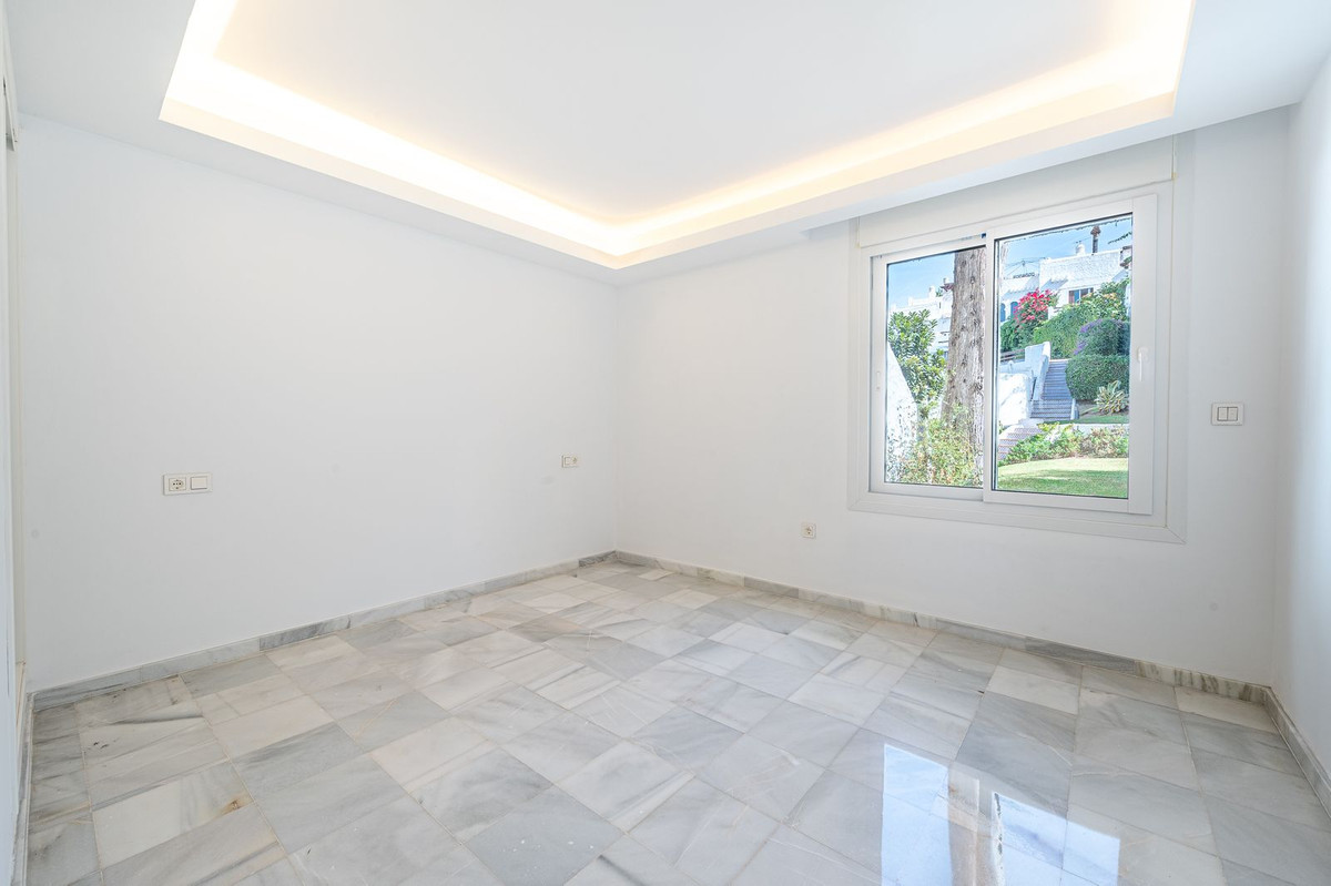 655aa4fe0384632f3ca6f07ec54088bf - 17