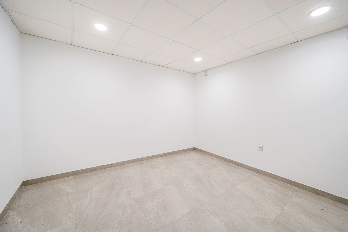 655aa4fe0384632f3ca6f07ec54088bf - 28