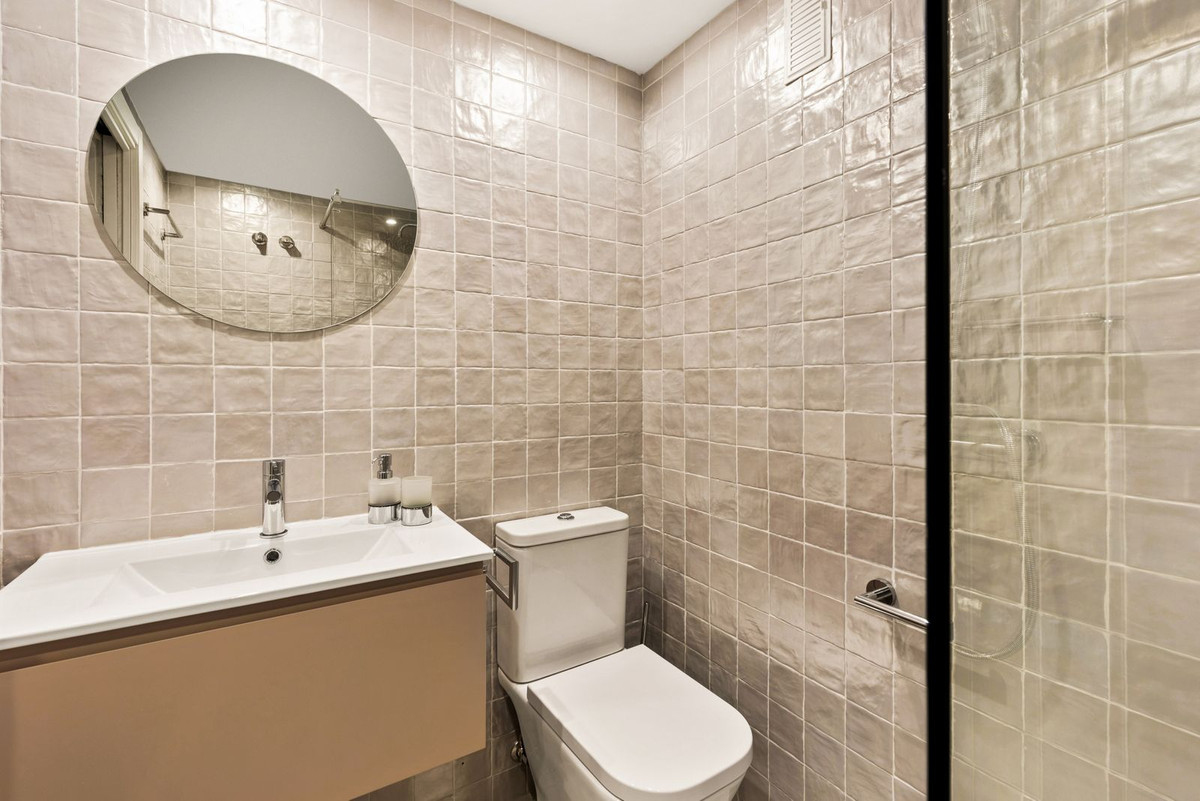 6599c029e42bc91f9bf62b45fc6928d5 - 3