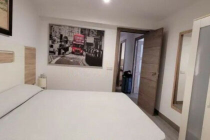 663bdbb0a6ee4a7434411a8c77196b2d - 10