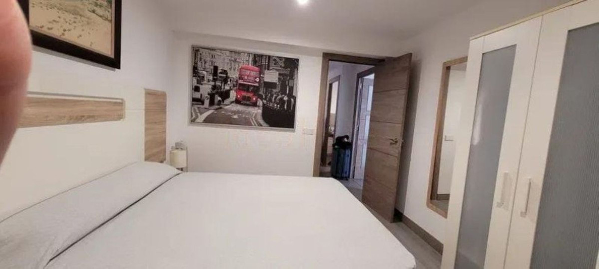 663bdbb0a6ee4a7434411a8c77196b2d - 10