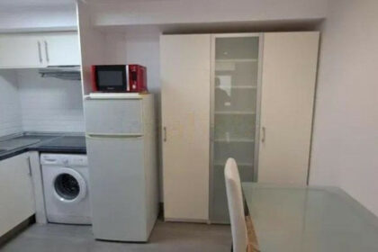 663bdbb0a6ee4a7434411a8c77196b2d - 18