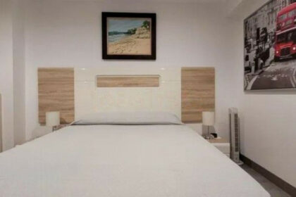 663bdbb0a6ee4a7434411a8c77196b2d - 9