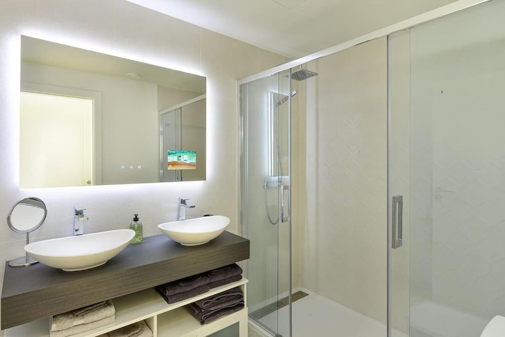 665026769bfa3b06c506560a3736b463 - 29