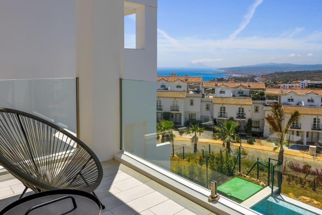 665026769bfa3b06c506560a3736b463 - 32