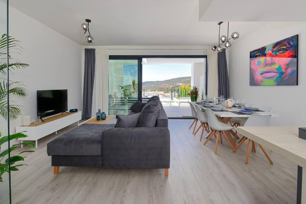 665026769bfa3b06c506560a3736b463 - 4