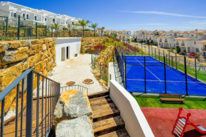 665026769bfa3b06c506560a3736b463 - 42