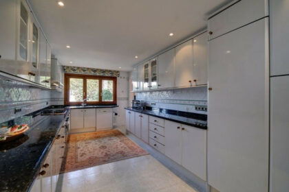 671008dfc9b6474208b2d36cfcf274b4 - 10