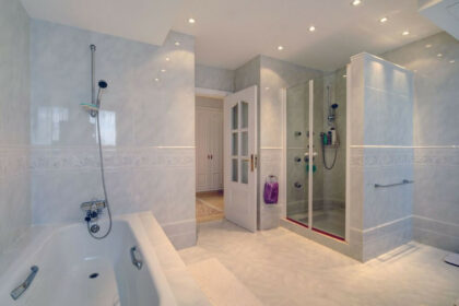 671008dfc9b6474208b2d36cfcf274b4 - 11