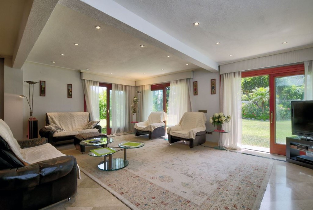 671008dfc9b6474208b2d36cfcf274b4 - 5