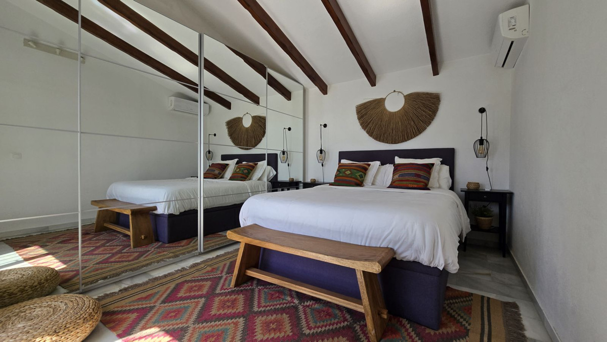 67d904867c35c8a2614f458d239c5833 - 22