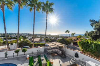 683541e3ddf4418182d6446045533a02 - 16