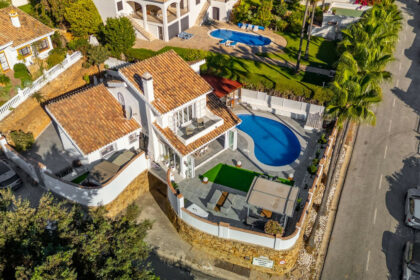 683541e3ddf4418182d6446045533a02 - 48