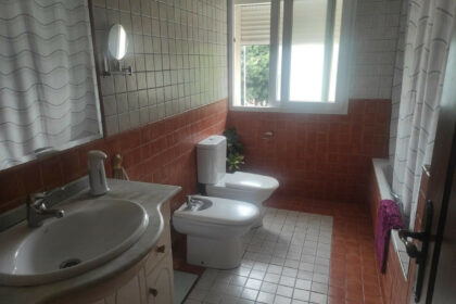 68883dfdda24c22ba3ad96e8d7ee1b8b - 13