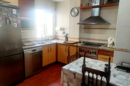 68883dfdda24c22ba3ad96e8d7ee1b8b - 5