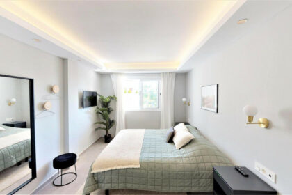 68f45c7d844cf7401e396ee13c482ef9 - 11