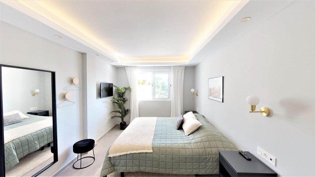 68f45c7d844cf7401e396ee13c482ef9 - 11