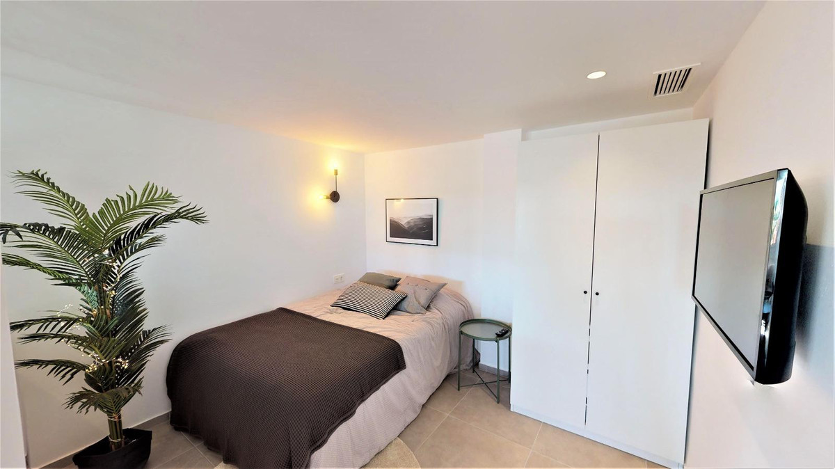 68f45c7d844cf7401e396ee13c482ef9 - 14