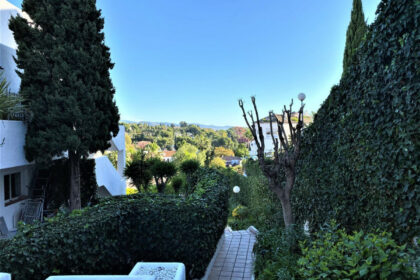 68f45c7d844cf7401e396ee13c482ef9 - 17