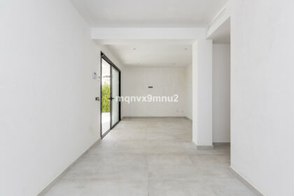 695c99d4ad9e648c003b67b8e1c97dbf - 26