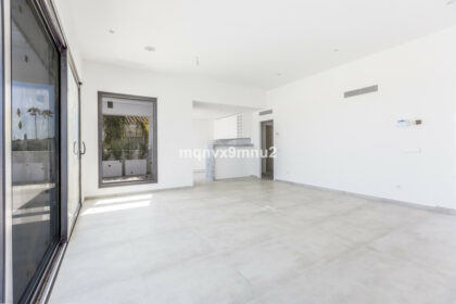 695c99d4ad9e648c003b67b8e1c97dbf - 27