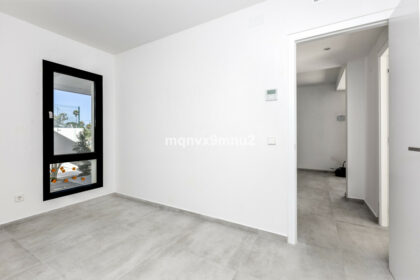 695c99d4ad9e648c003b67b8e1c97dbf - 40