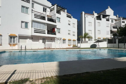 695ca61117f187425790d67d1f0c2196 - 12