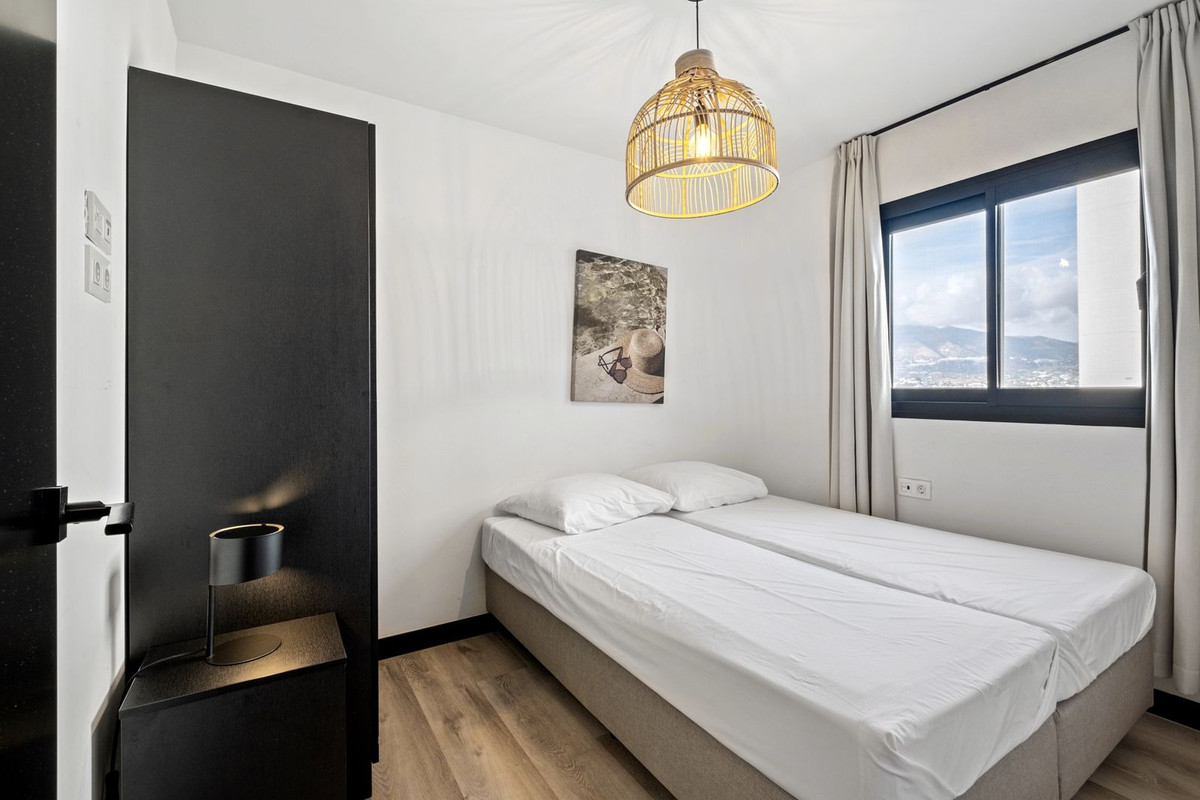 69820f9780939a023ed7bff1f5d1f396 - 11