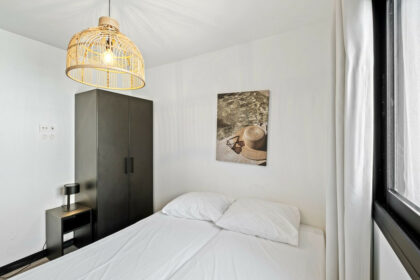 69820f9780939a023ed7bff1f5d1f396 - 12