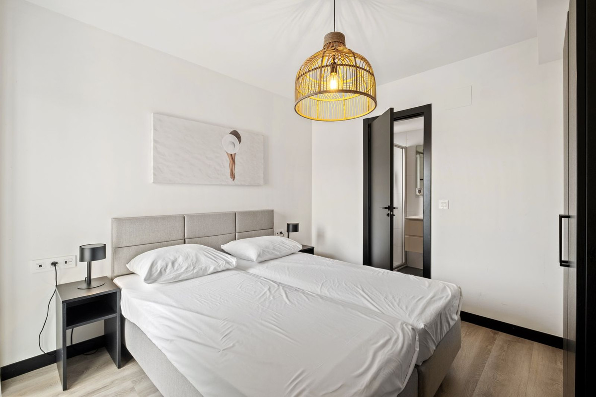 69820f9780939a023ed7bff1f5d1f396 - 14