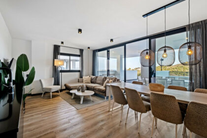 69820f9780939a023ed7bff1f5d1f396 - 24