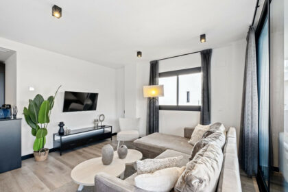 69820f9780939a023ed7bff1f5d1f396 - 33