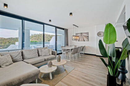 69820f9780939a023ed7bff1f5d1f396 - 34