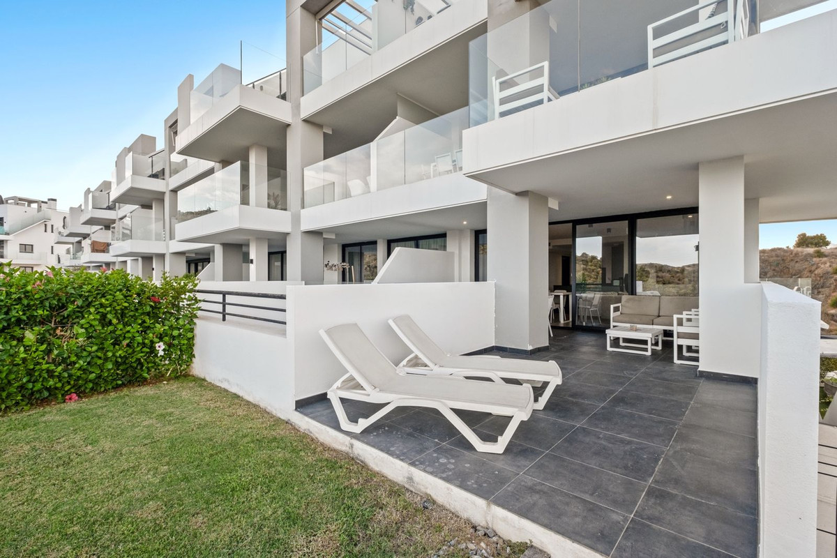 69820f9780939a023ed7bff1f5d1f396 - 35