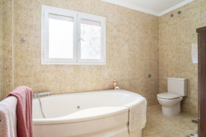 69d4b30acf2cc670a5dcce78af447c19 - 46