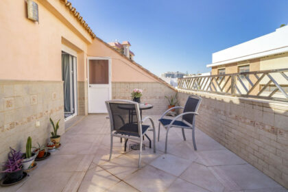 69d4b30acf2cc670a5dcce78af447c19 - 60