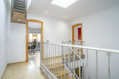 69d4b30acf2cc670a5dcce78af447c19 - 61