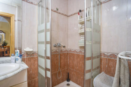 69d4b30acf2cc670a5dcce78af447c19 - 7