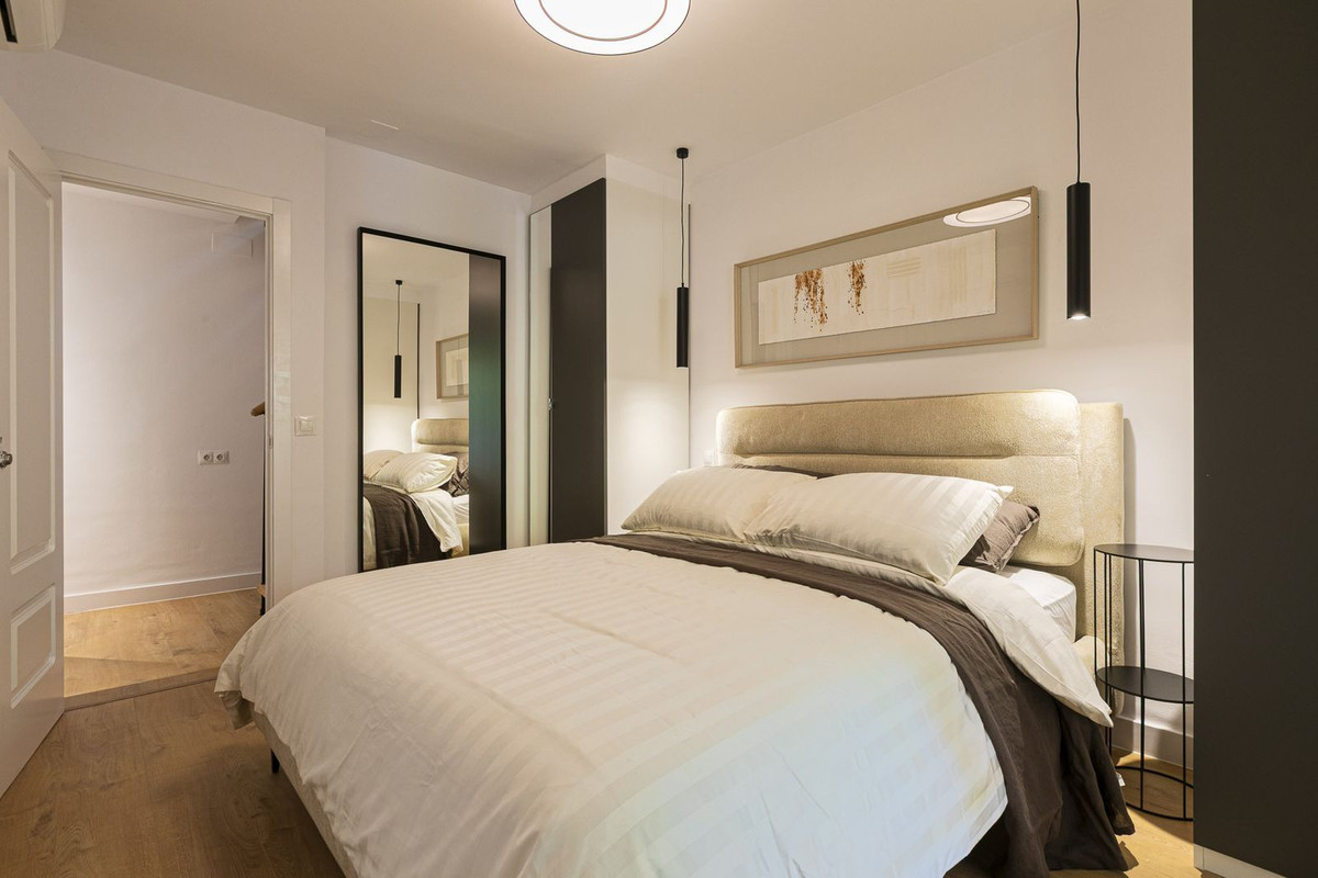 6a306d1ed39204c8f96a0f7449dca0a4 - 16