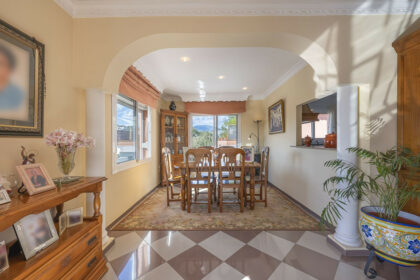 6a54b9d6f62a65261f2530f3931b42fa - 13