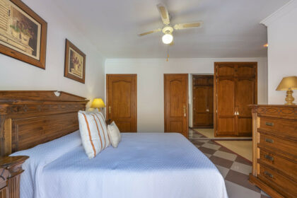 6a54b9d6f62a65261f2530f3931b42fa - 19