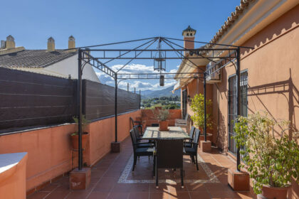 6a54b9d6f62a65261f2530f3931b42fa - 4