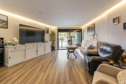 6a8202f702430faf3168091295a6393f - 6