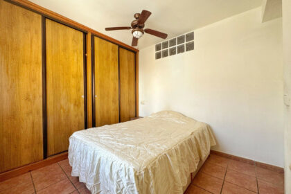 6abff79371a5e267aba6086113b8b4d0 - 4